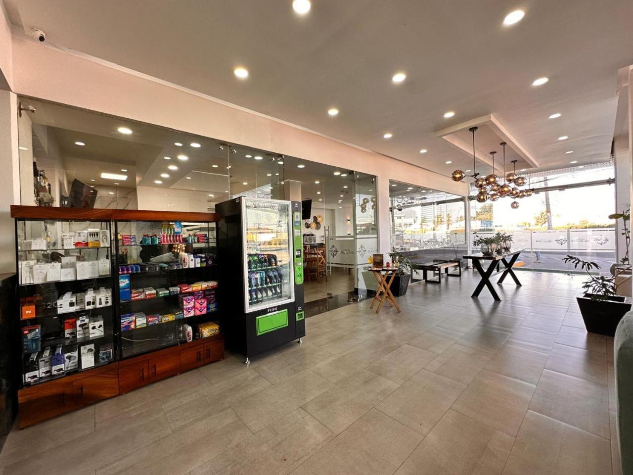 Hotel Bugari Aeropuerto Guadalajara Las Pintas Dış mekan fotoğraf